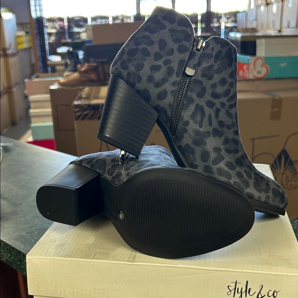 Style & Co. Masrinaa Ankle Booties In Grey Leopard